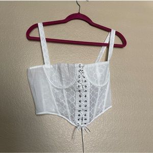 NWT LIONESS LACE UP FRONT TOP